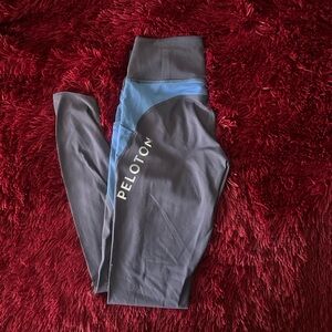 Peloton High Waisted Blue Capri Leggings